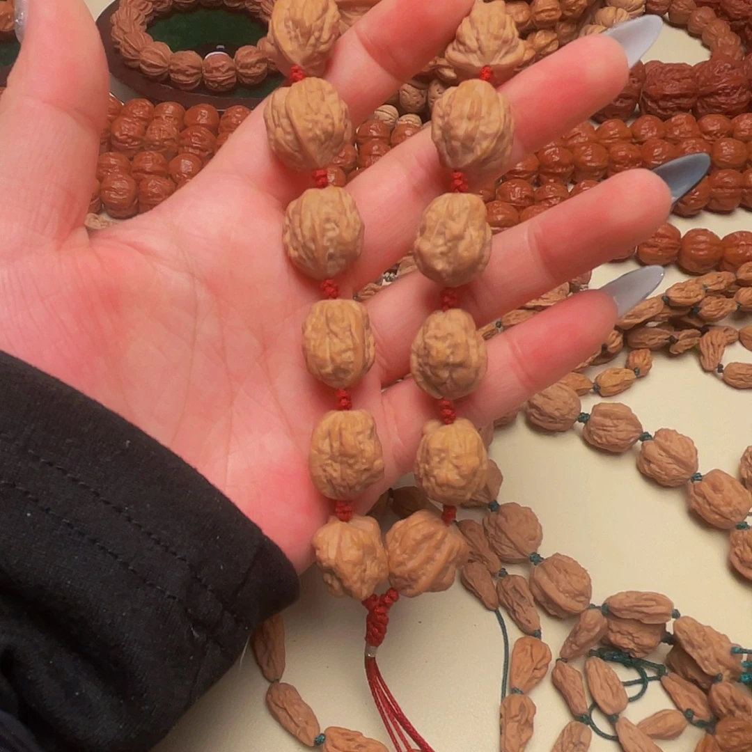 品***吊坠文玩核桃异形