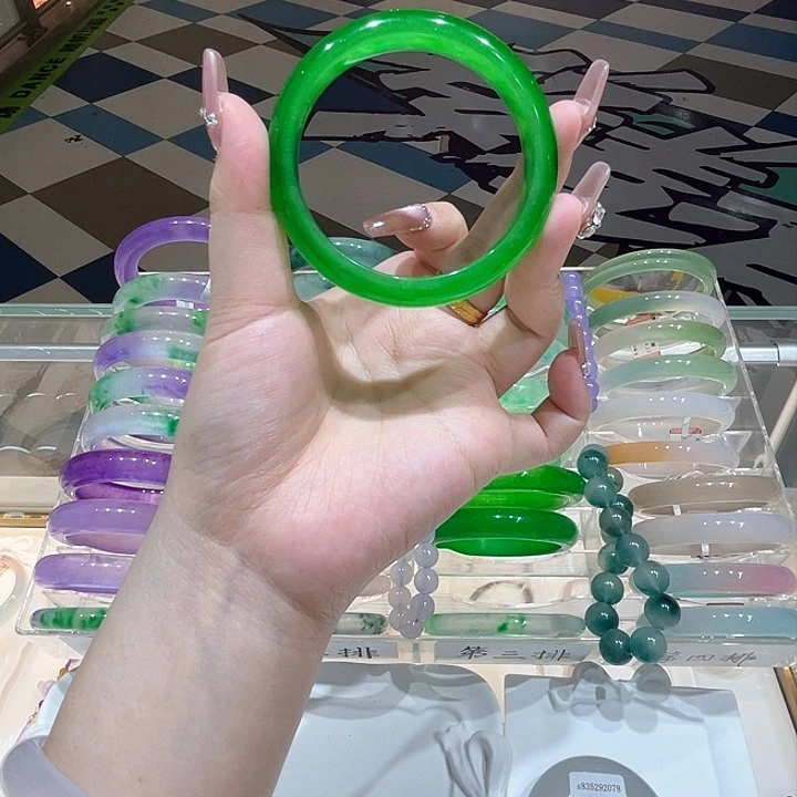 翡翠手镯未镶嵌小****U翡翠手镯