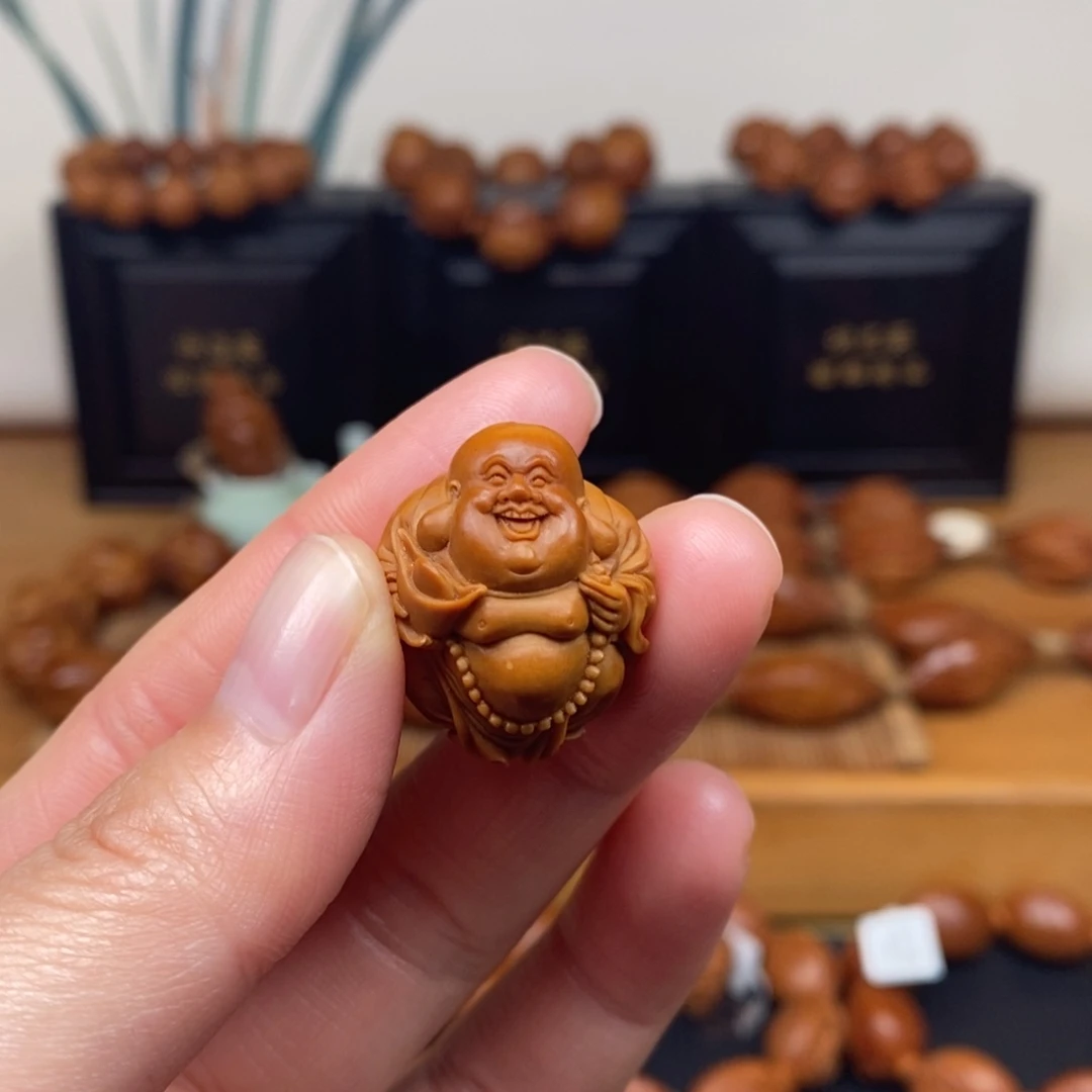 吊坠橄榄核工作室小弥勒