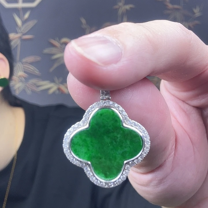 翡翠吊坠(不含链)银S925镶嵌特价 新年