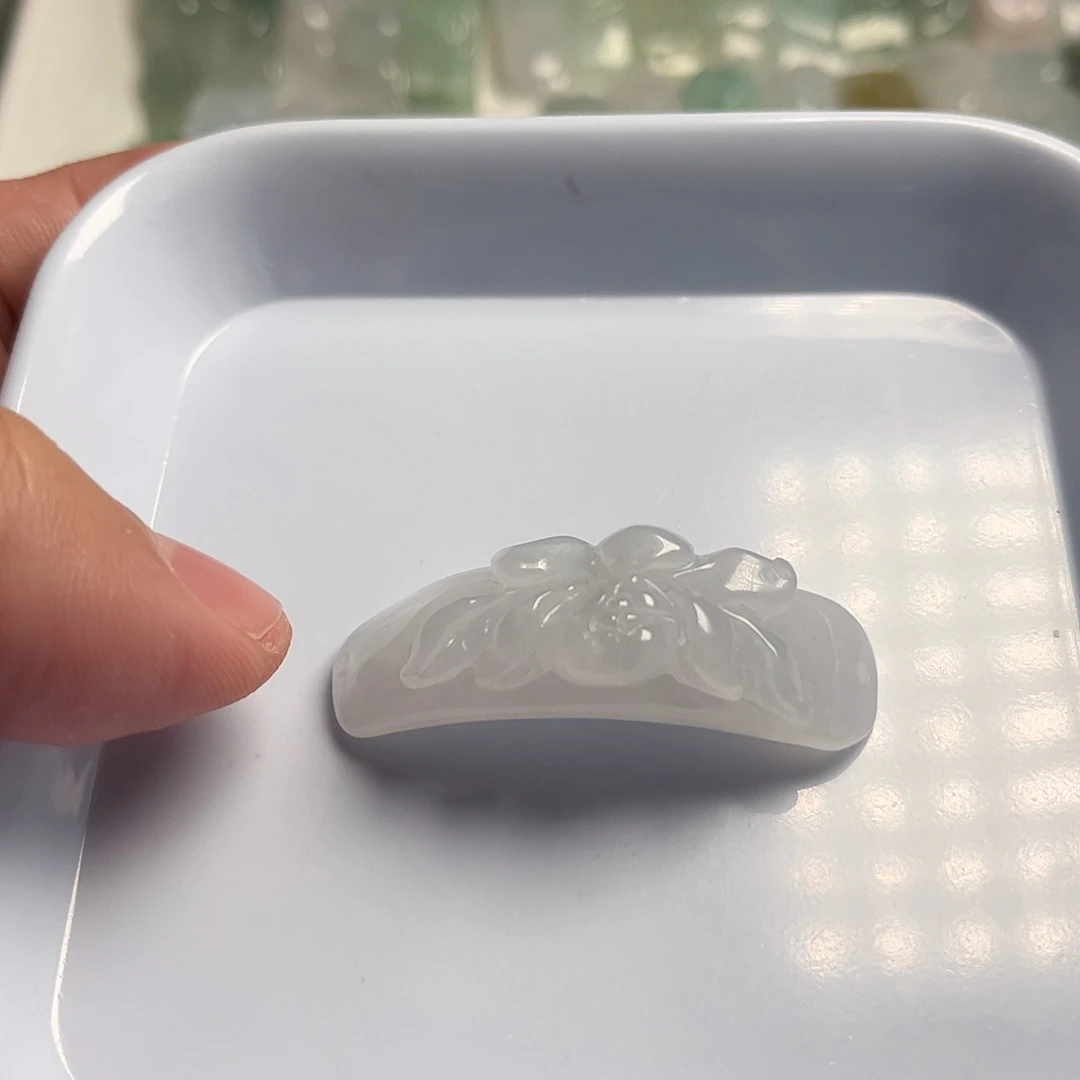 颈饰未镶嵌翡翠天然翡翠