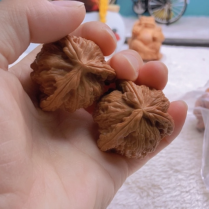把件文玩核桃呕*三棱