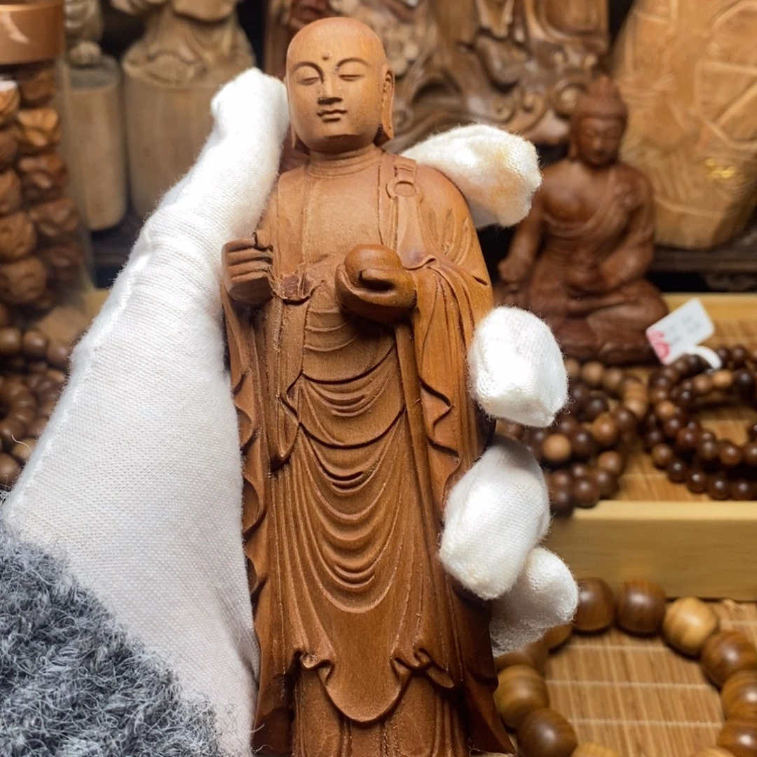 檀香木把件傲****?手串把件