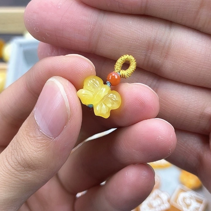 琥珀裸石未镶嵌A****?蜜蜡