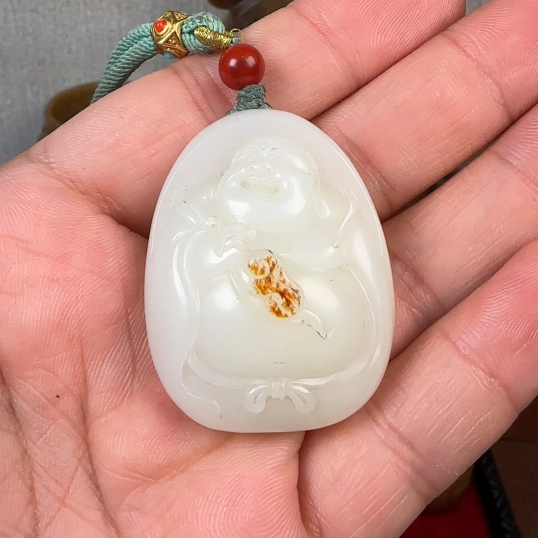 用***8非常精美的脖挂件