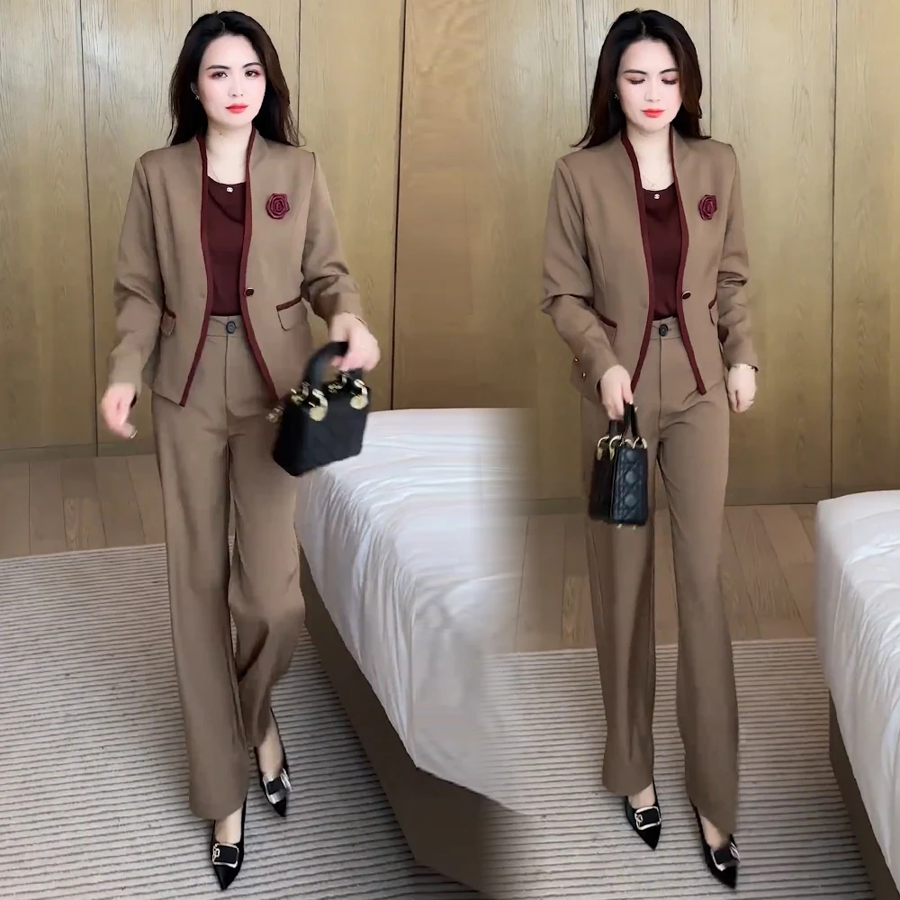 La babite时尚套装秋季新款气质修身小西装背心直筒裤减龄三件套