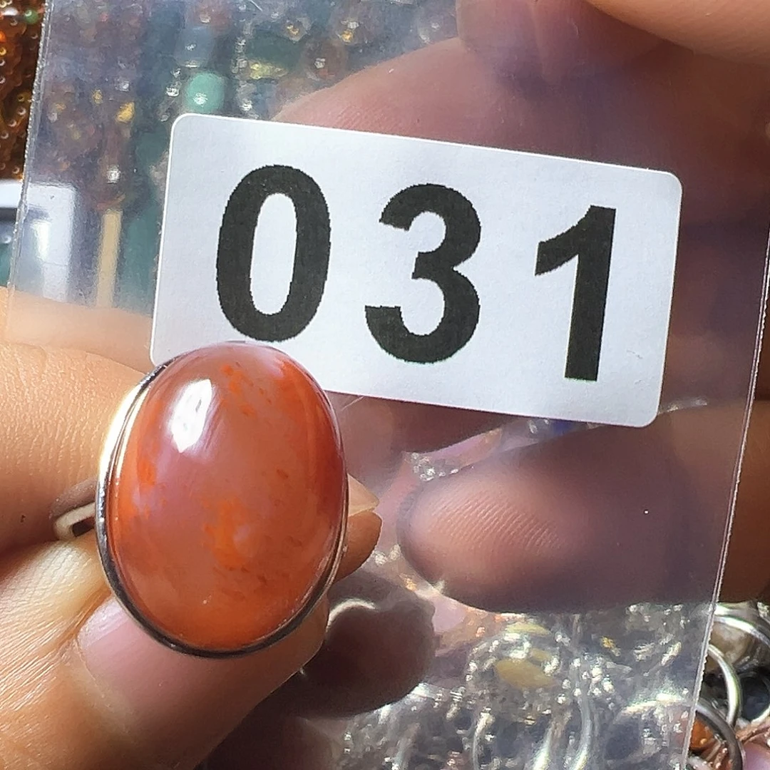 南红玛瑙戒指未镶嵌