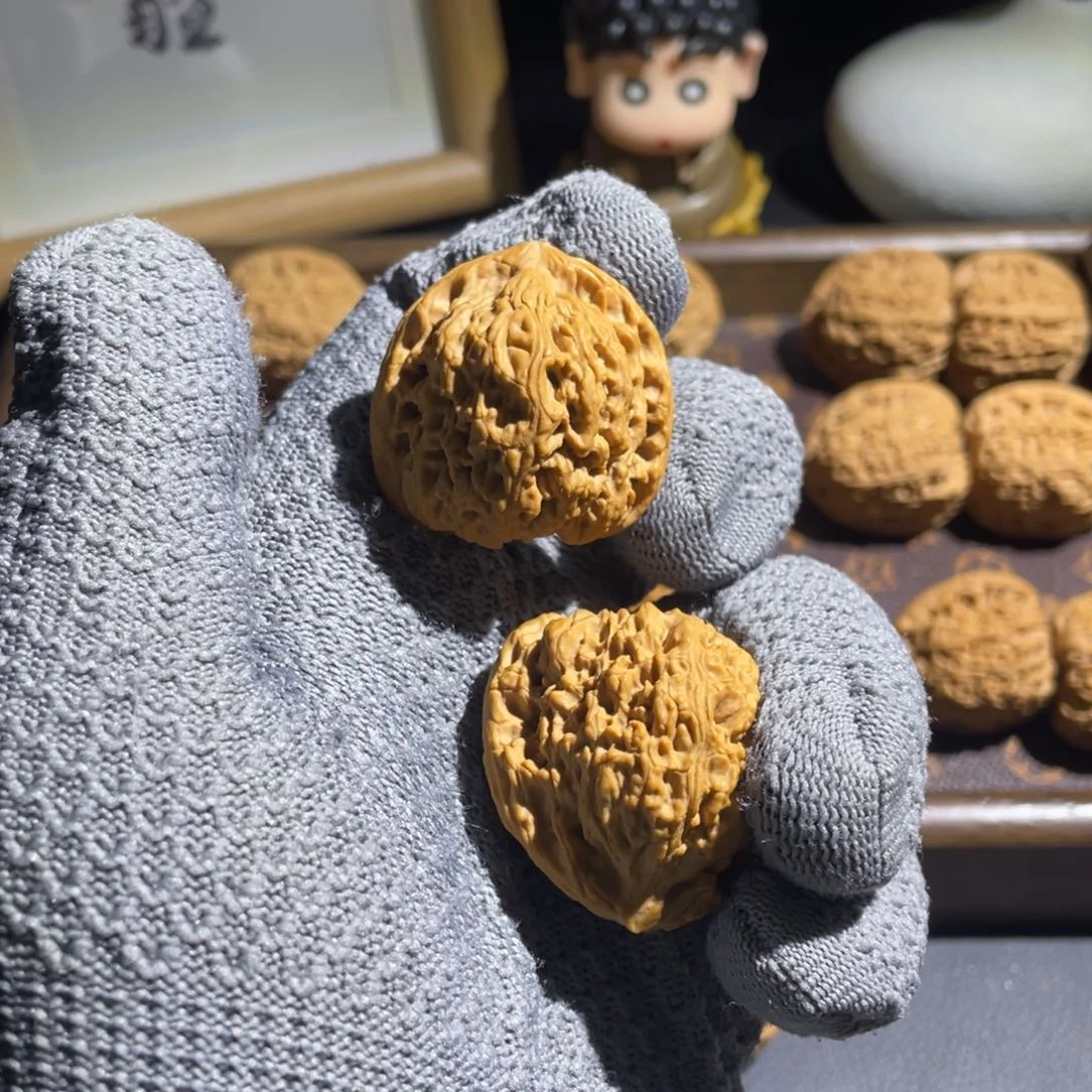 -***-文玩核桃吊坠核桃