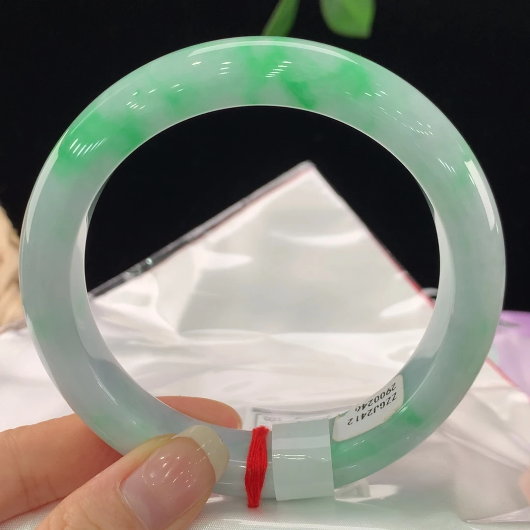 翡翠手镯未镶嵌61圈口0246