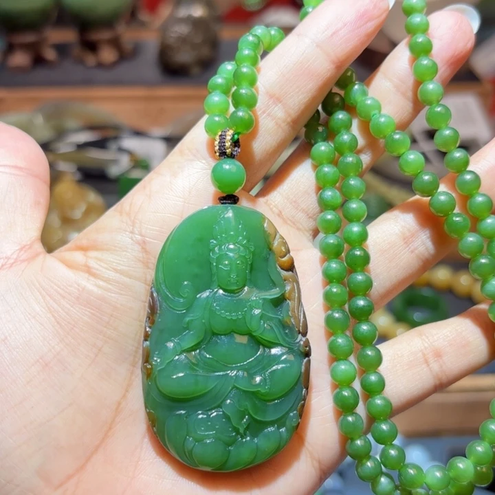 和田玉未镶嵌颈饰