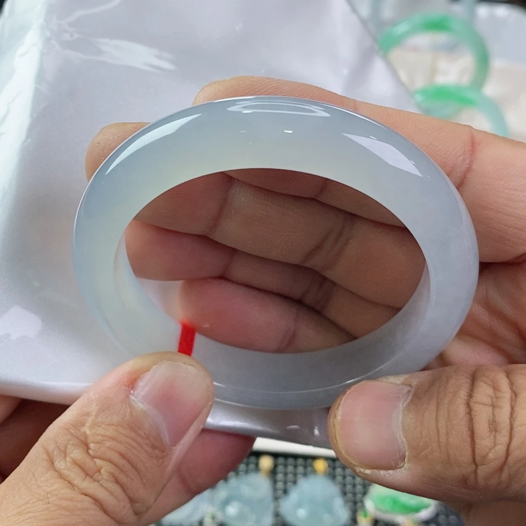 【闪购商品】未镶嵌手镯翡翠