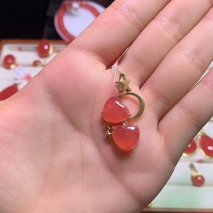 18K金镶嵌菱锰矿（红纹石）颈饰