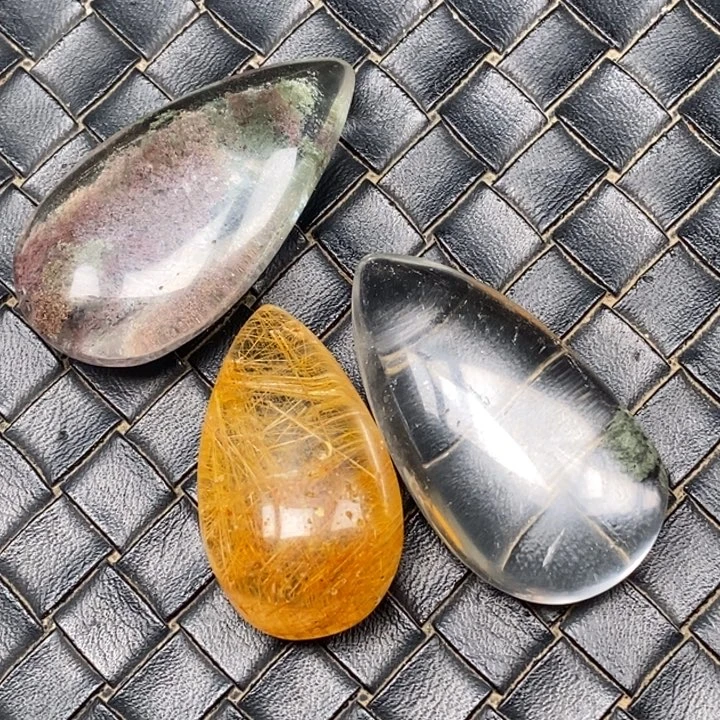 水晶颈饰未镶嵌热****方