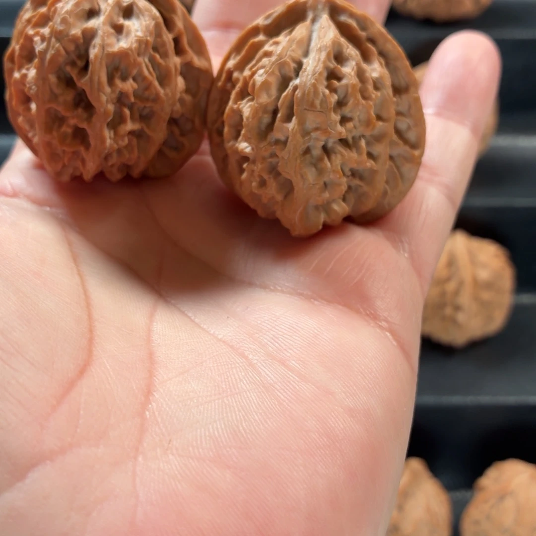 A***阳把件桃核山地一代老苹果41