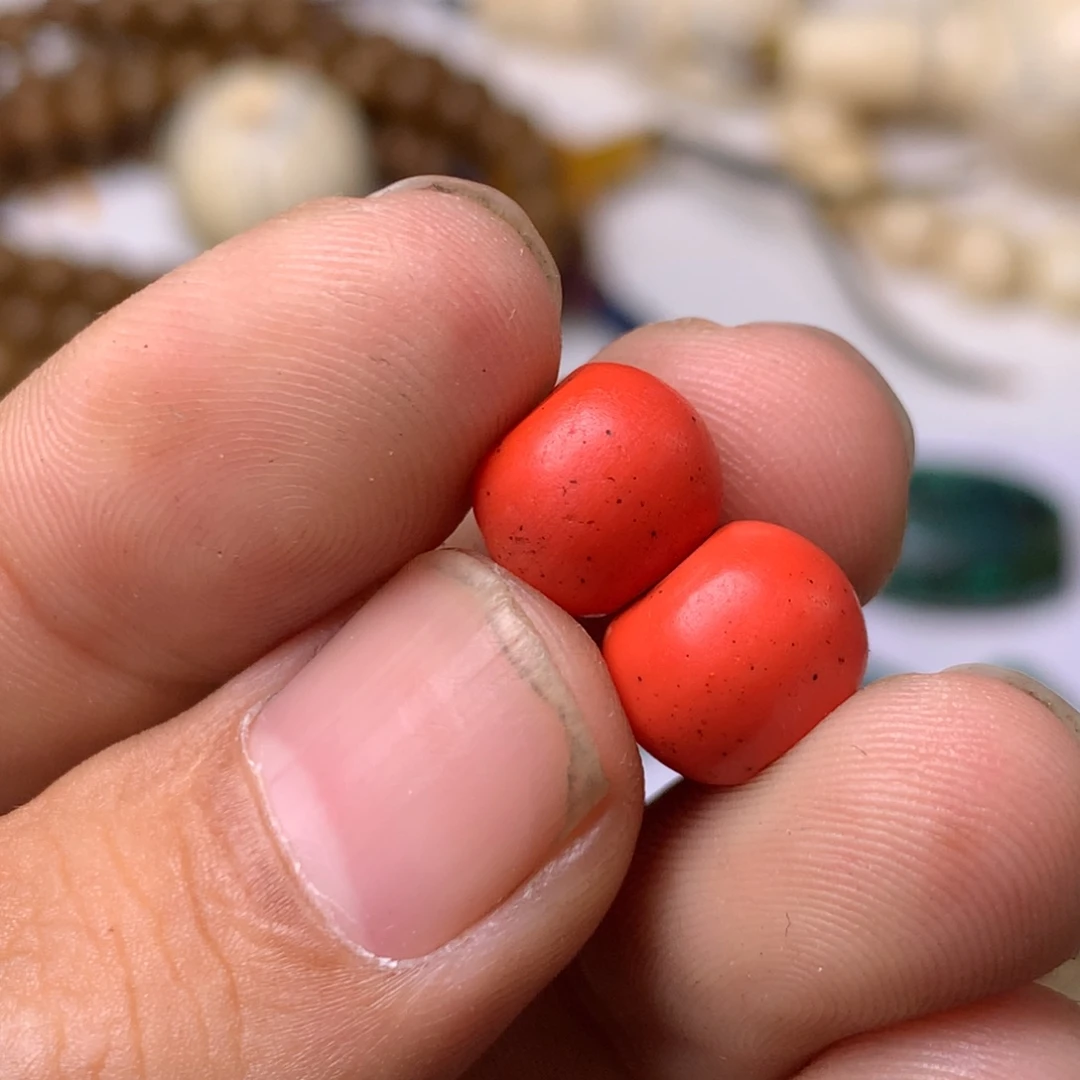 玻璃颈饰藏传小元素