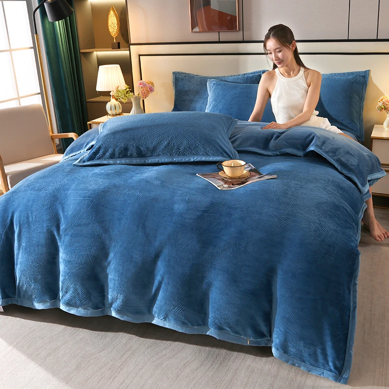 冬季新款加厚雕花牛奶绒四件套加绒8.5斤牛奶绒雕花绒床单床笠款