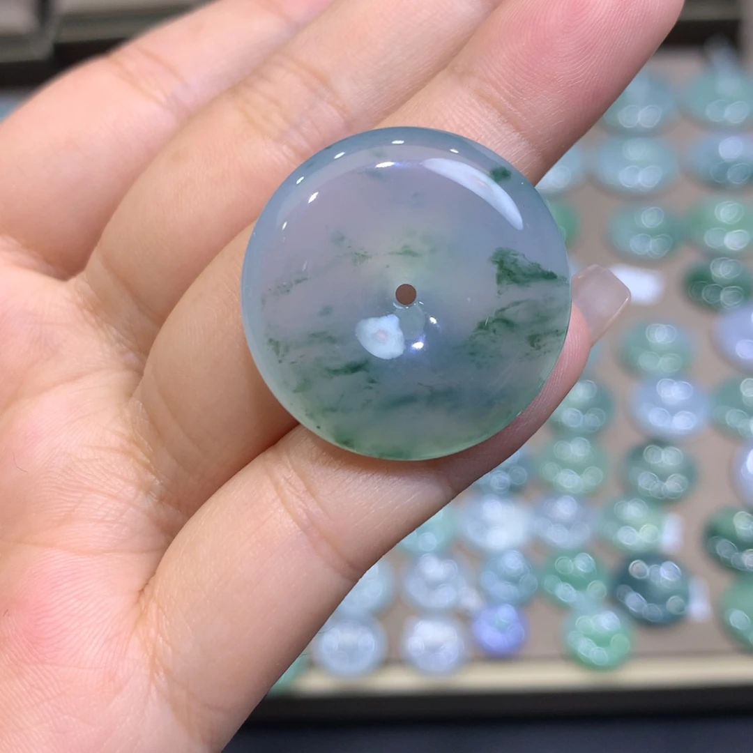 翡翠未镶嵌颈饰平安扣26.8*6