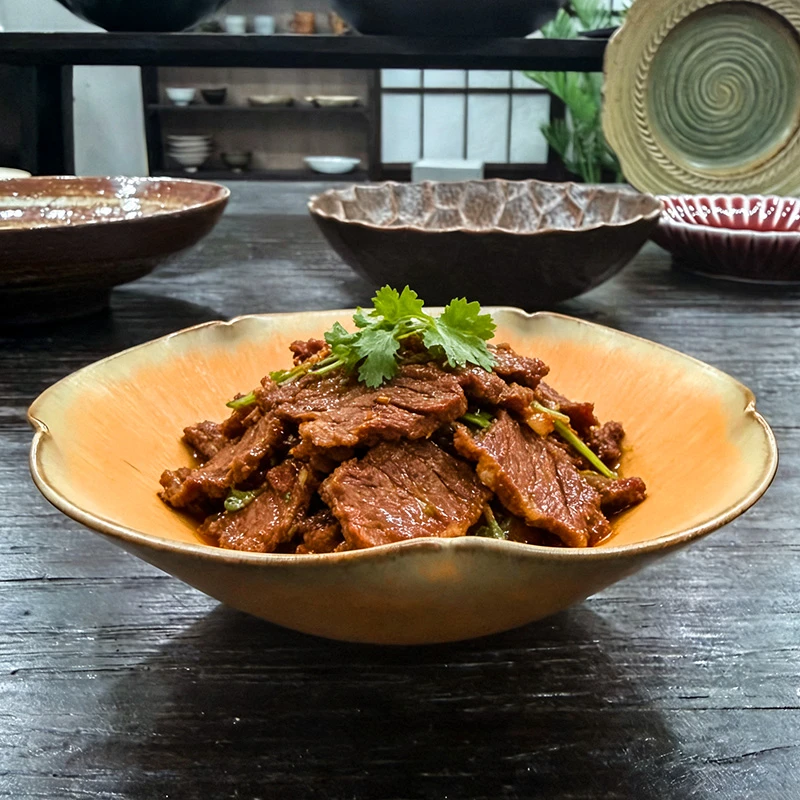 「手工粗陶」风拂麦浪花朵盘，复古创意异形盘子