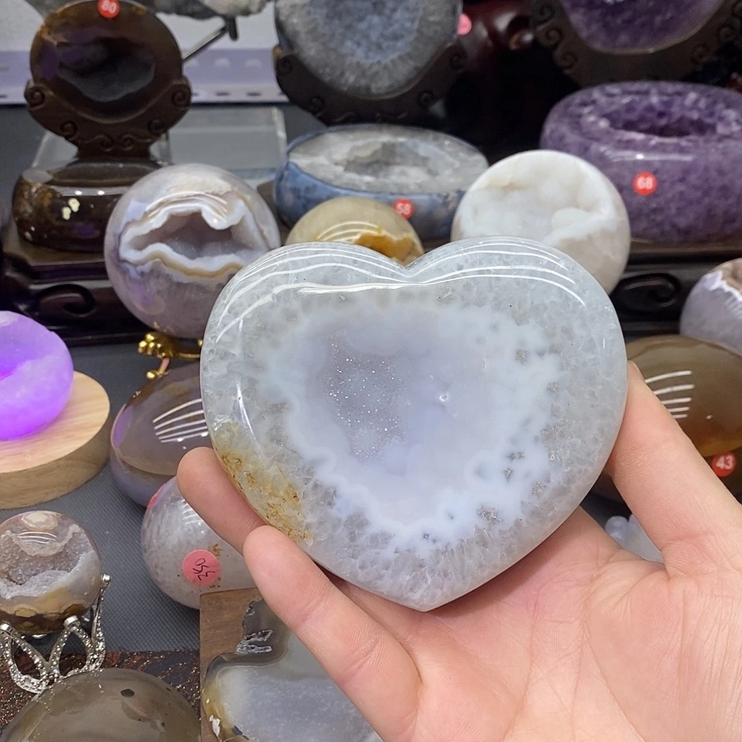 紫晶未镶嵌摆件爱心