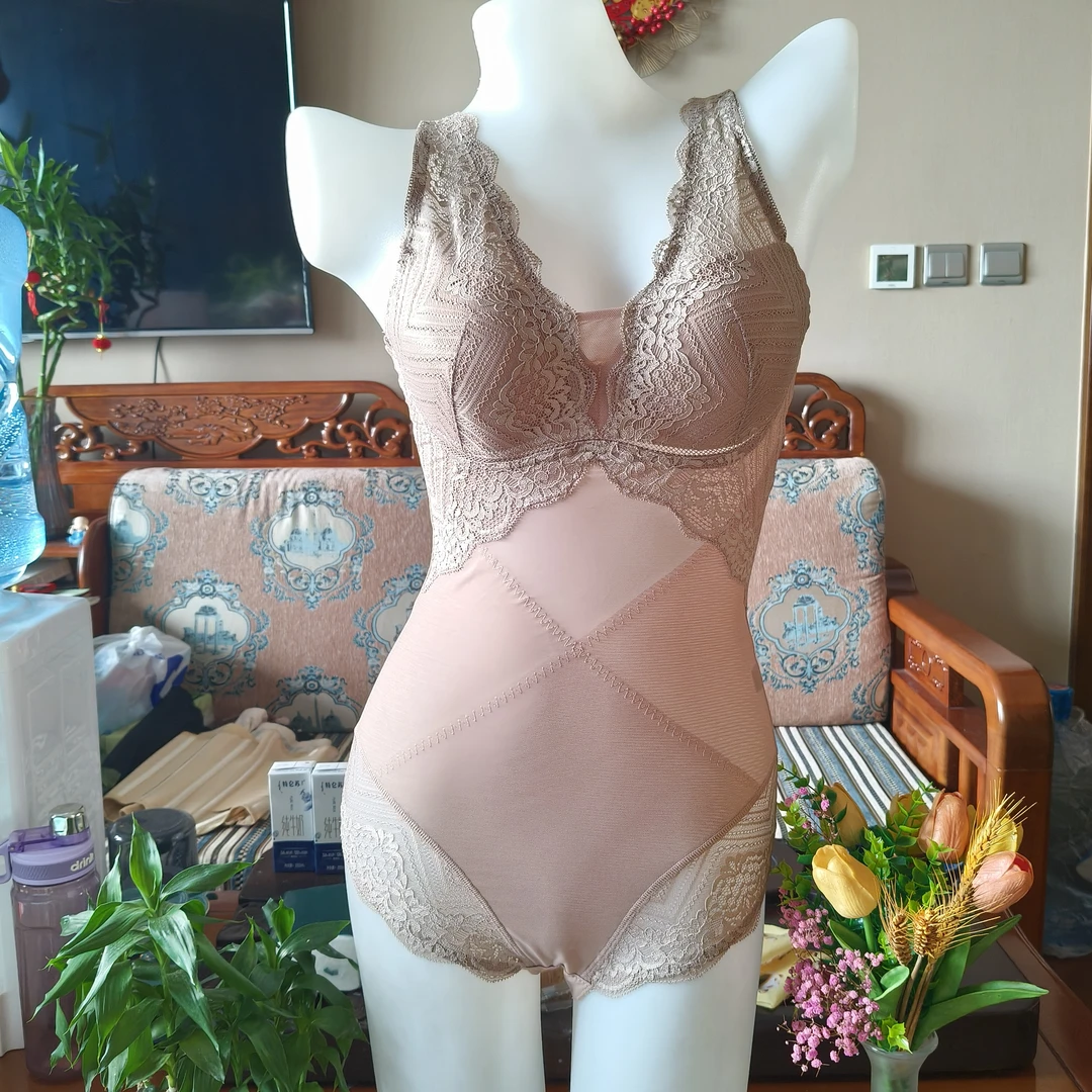 韩单正品收腹塑型美体无钢圈免穿文胸侧收副乳显瘦四季款连体衣女
