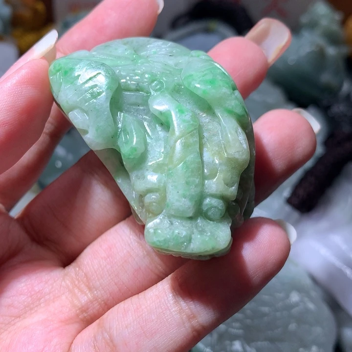 翡翠未镶嵌颈饰保真天然a货翡翠