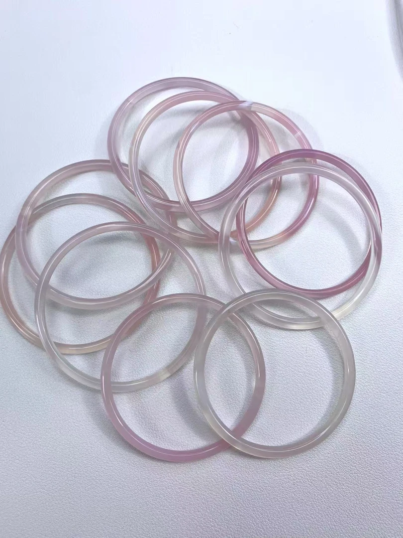 天然玛瑙手镯52到60圈口随机发