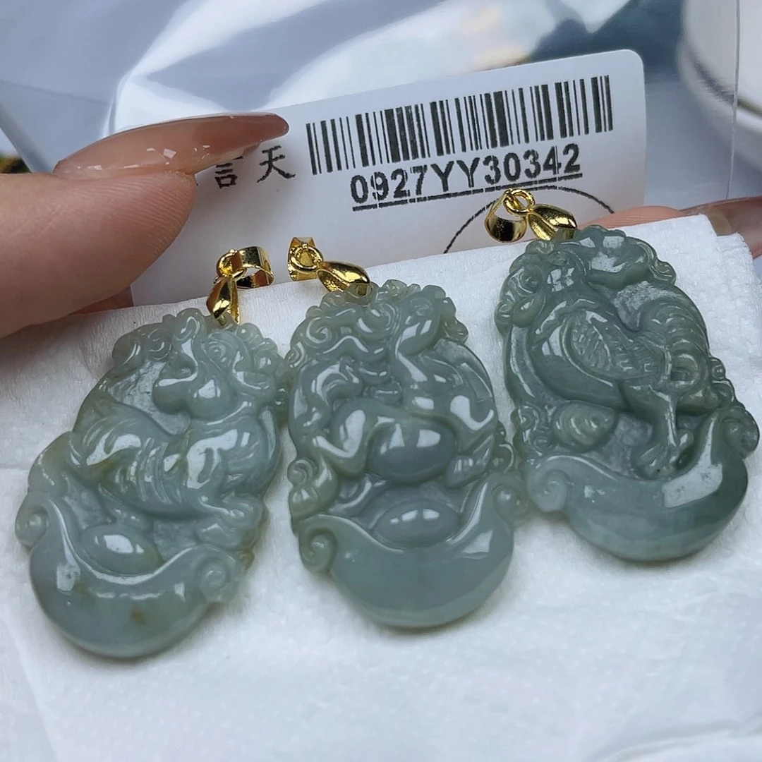 吊坠(不含链)未镶嵌翡翠