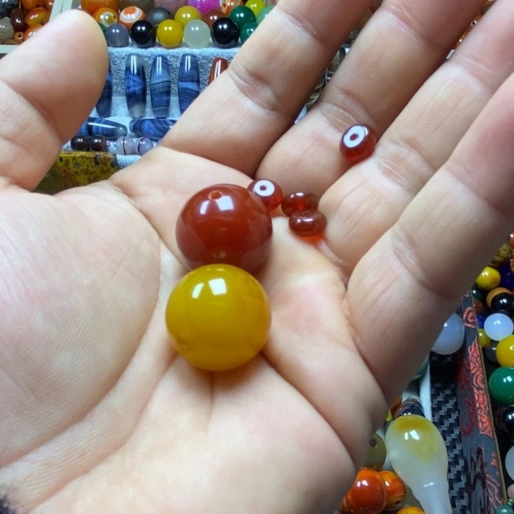 玛瑙/玉髓未镶嵌珠20黄加红