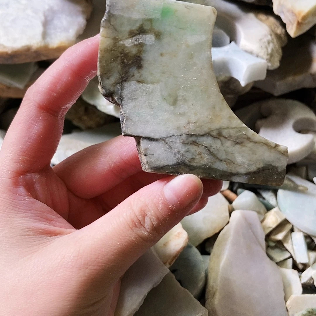 翡翠未镶嵌颈饰天然翡翠