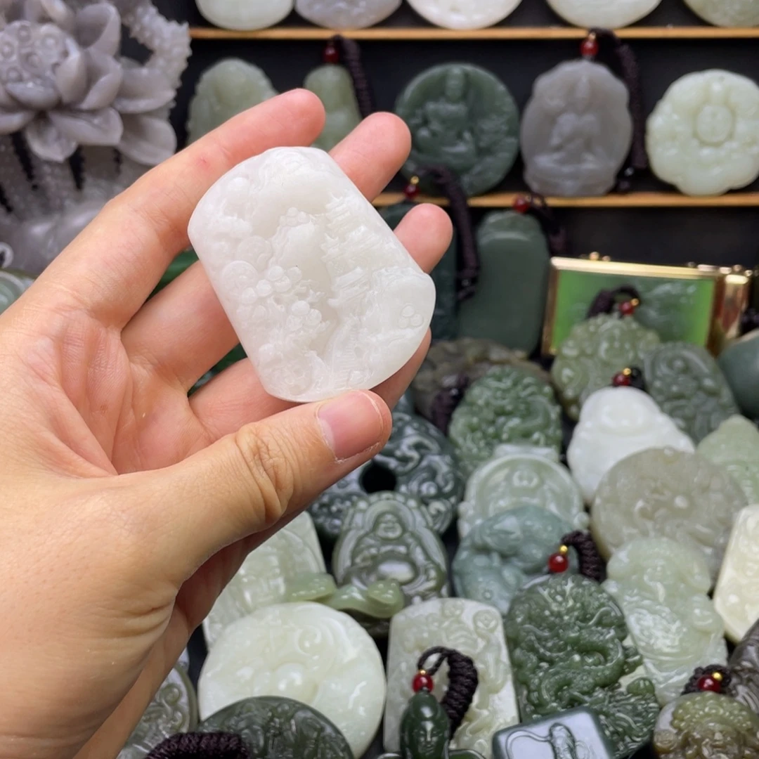 和田玉未镶嵌颈饰