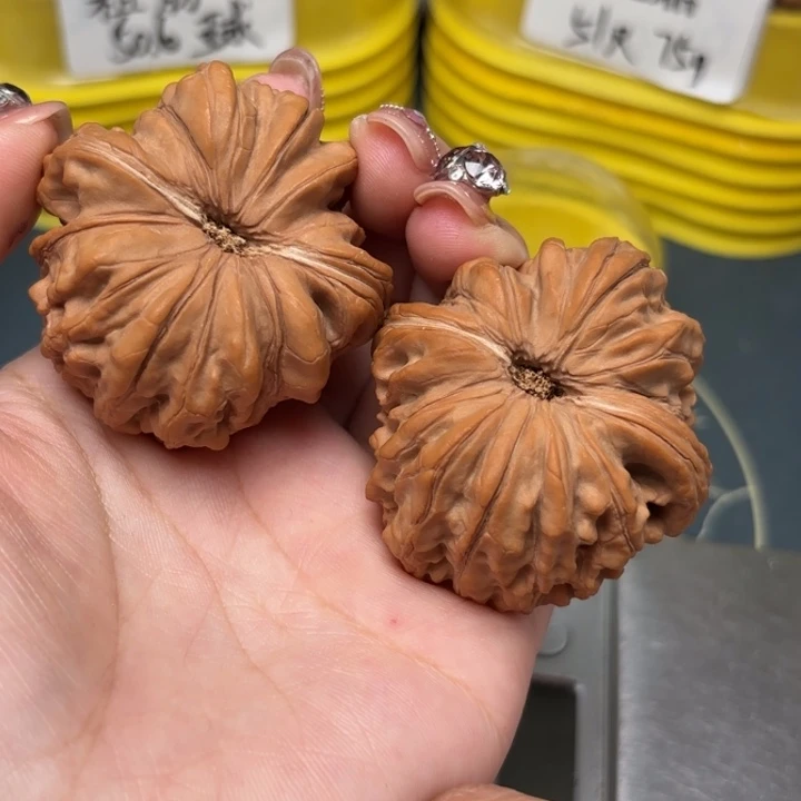 吊坠文玩核桃47-34204-02