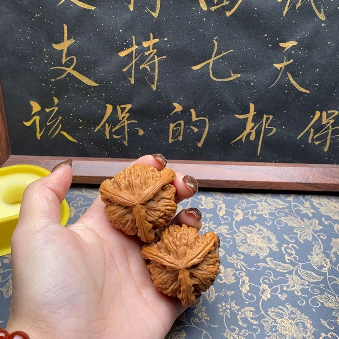 吊坠文玩核桃r***r