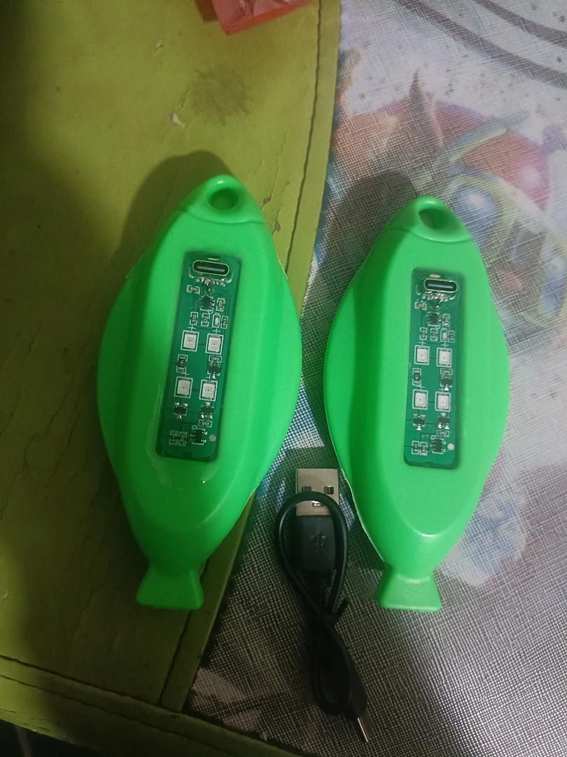 拍一发二，超长待机，超大容量扁平设计，抗流水性更高