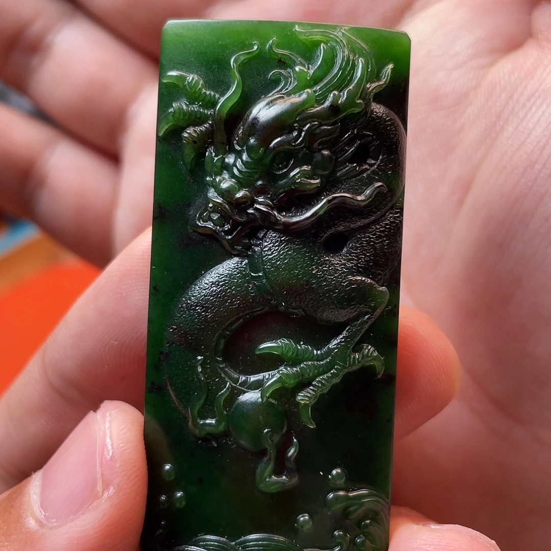 天***瑄和田玉未镶嵌挂件