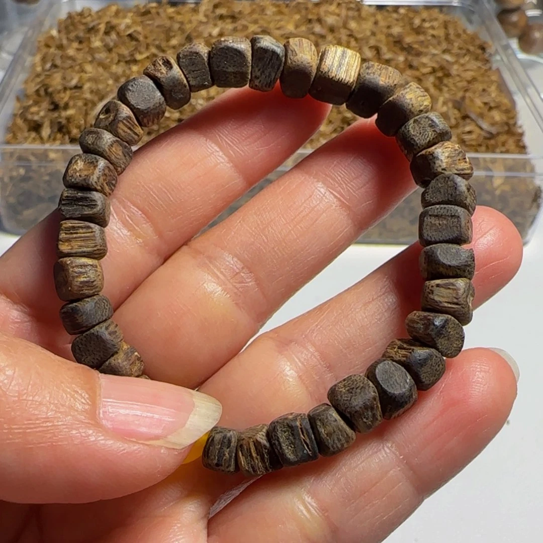 橄榄核手串/手链闭****度奇南沉水方珠7.3克