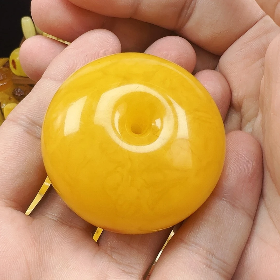 蜜蜡未镶嵌珠宝奇石蜜蜡平安扣63克，特价福利