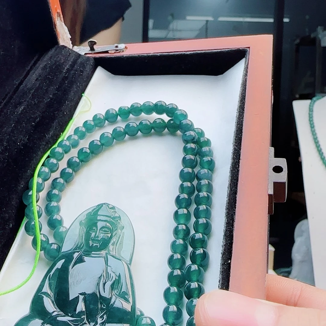 翡翠未镶嵌颈饰bu111111