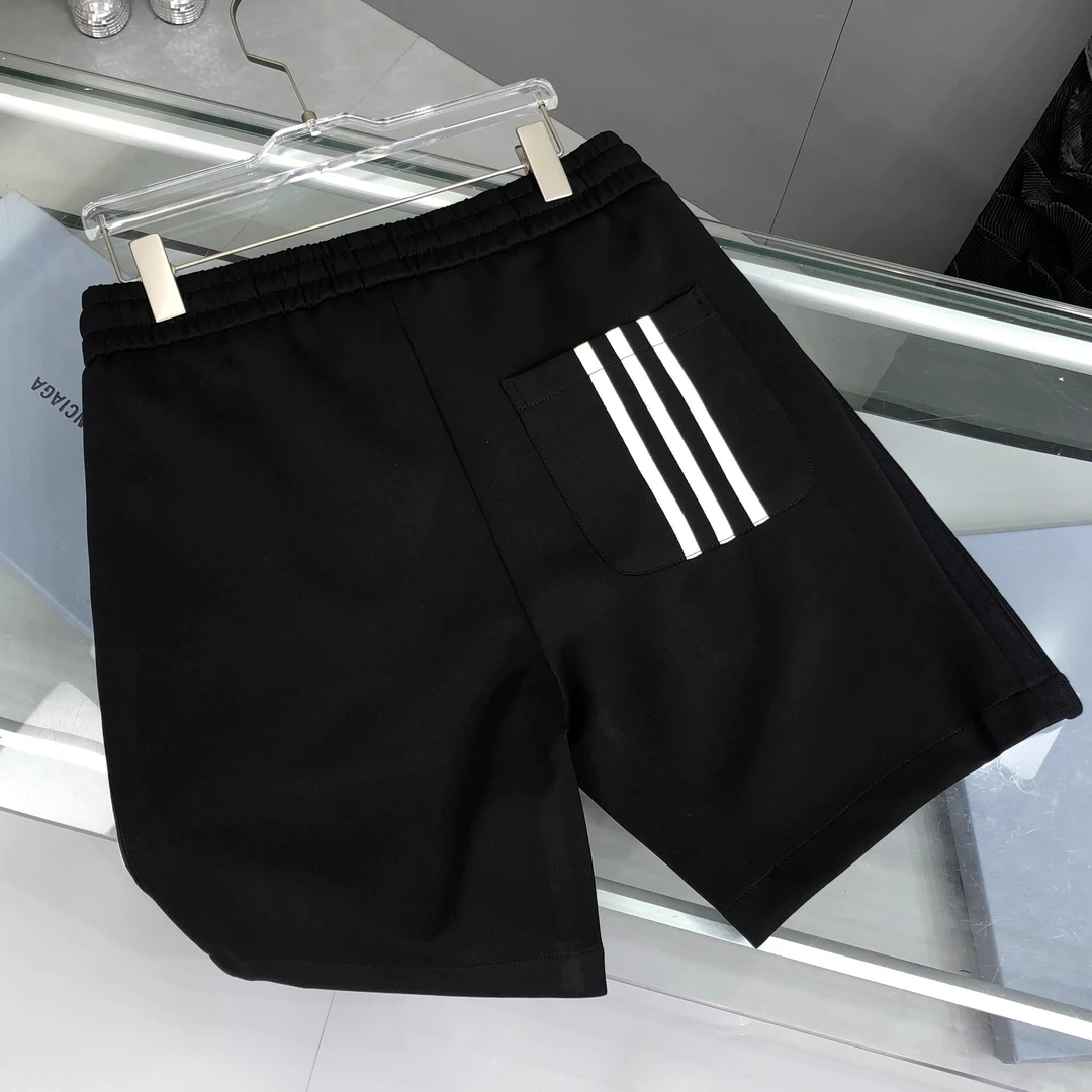 约文库费高端时尚春夏季男士休闲短裤线条纹运动修身沙滩五分中裤