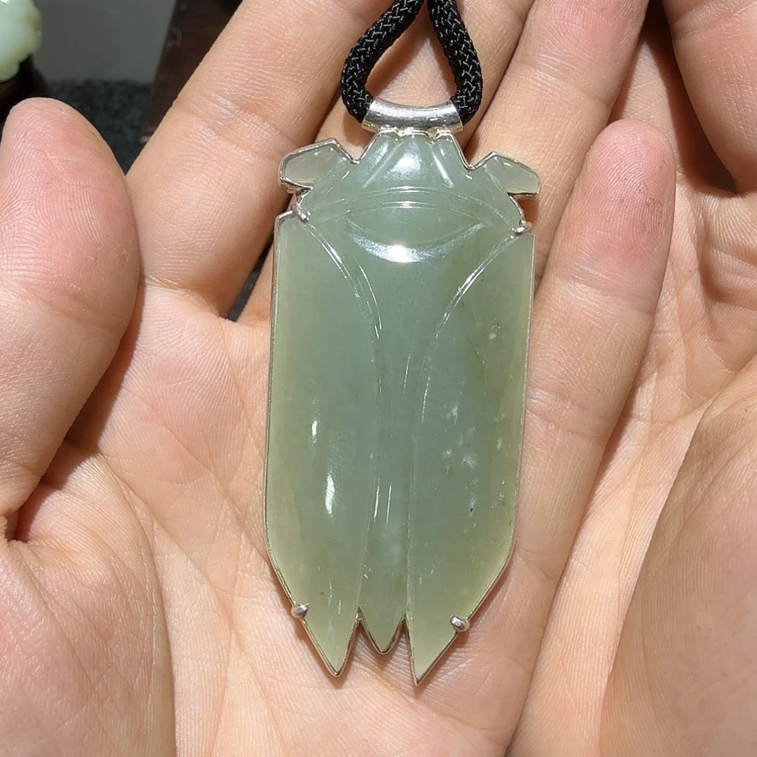 和田玉未镶嵌挂件姑****主