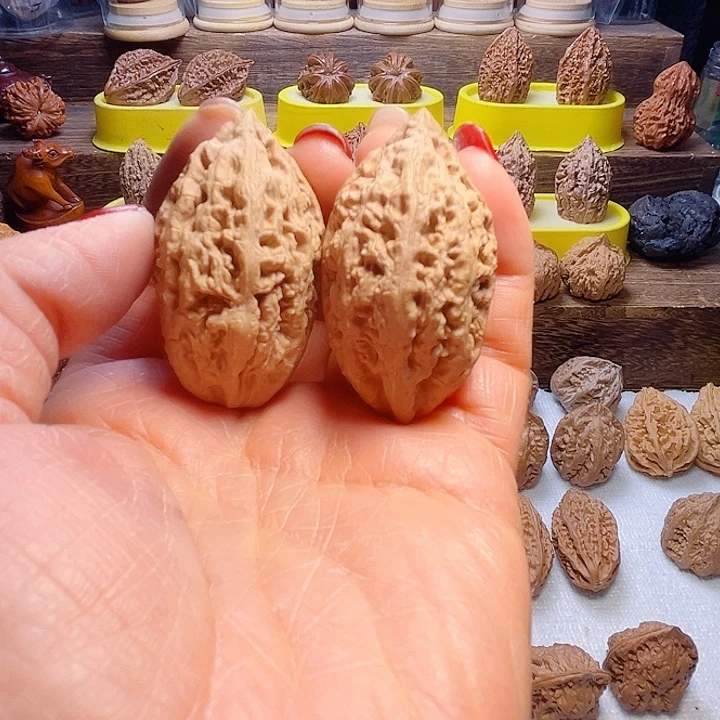 核桃15号车放漏金梭子