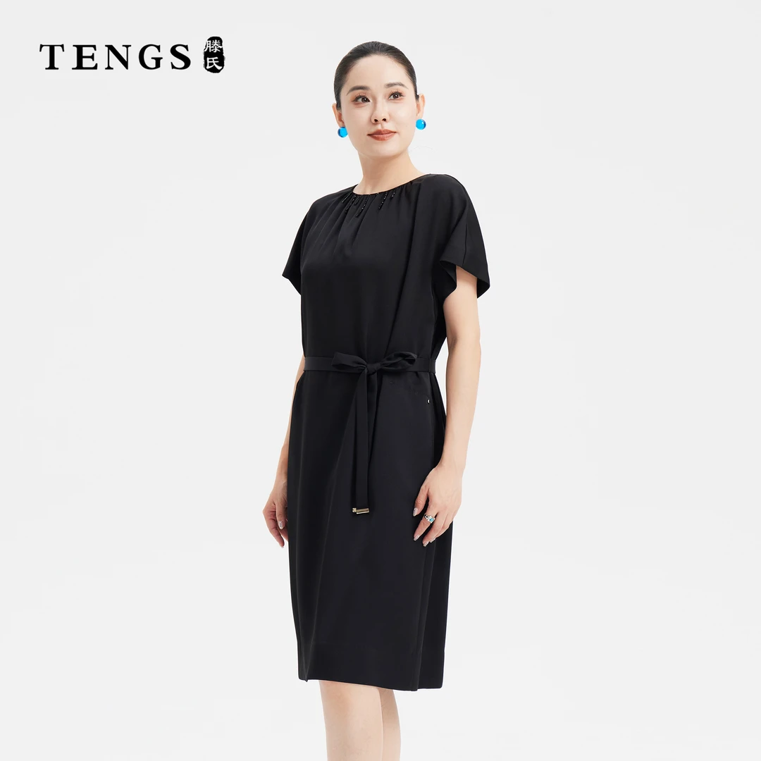 TENGS滕氏女装春夏新款气质优雅领间钉钻抹袖连衣裙