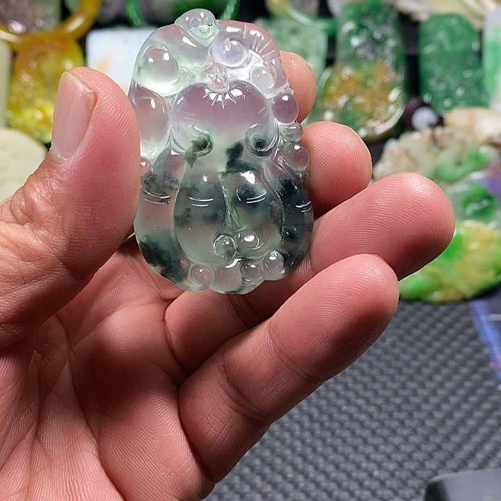 白玉菩提吊坠菩提