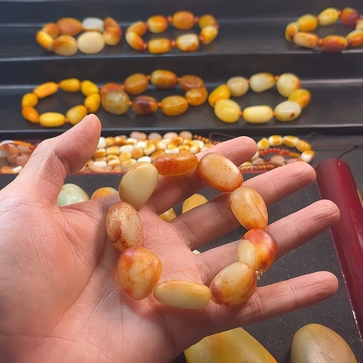 大***海颈饰未镶嵌和田玉