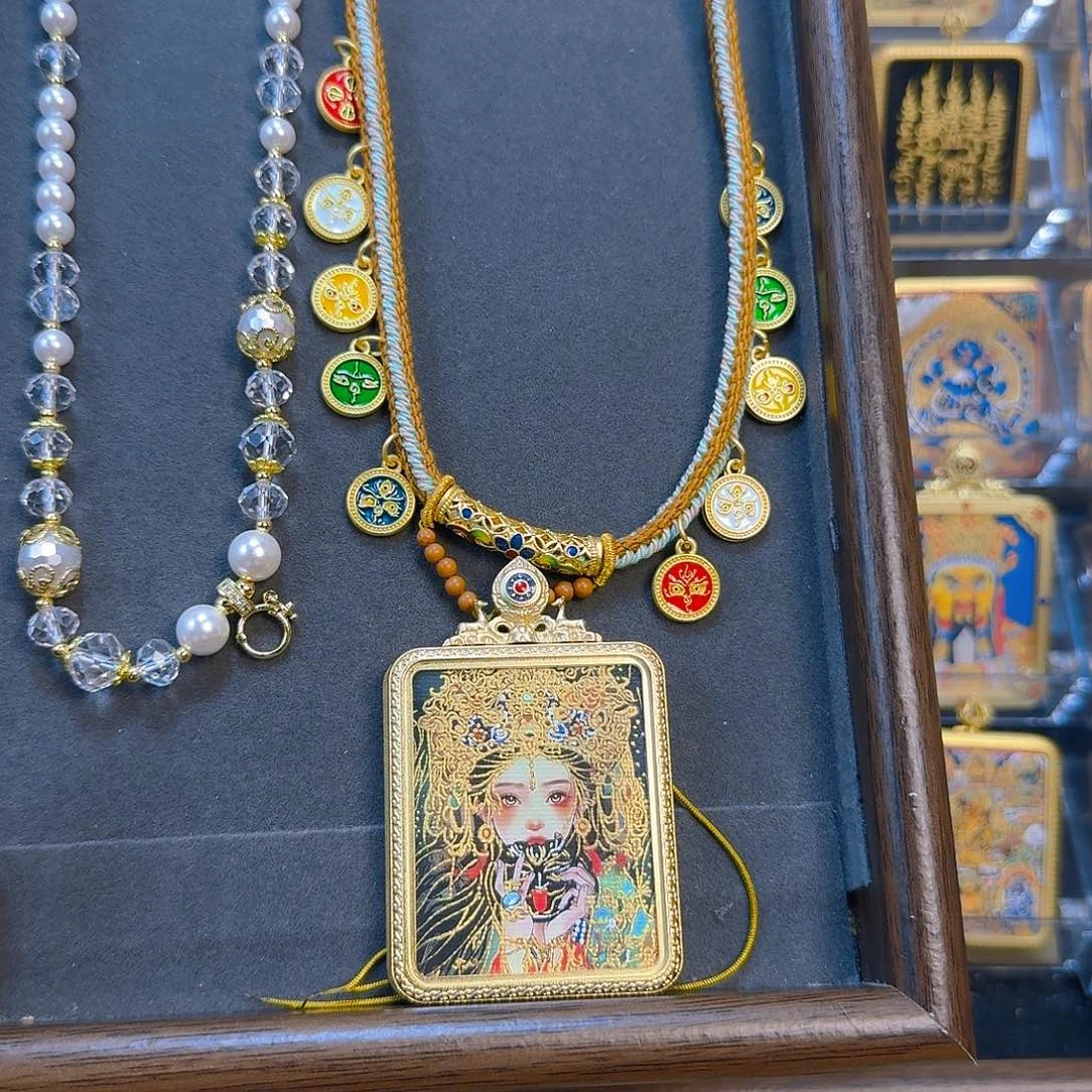 ****~吊坠扎基前世今生双绳子