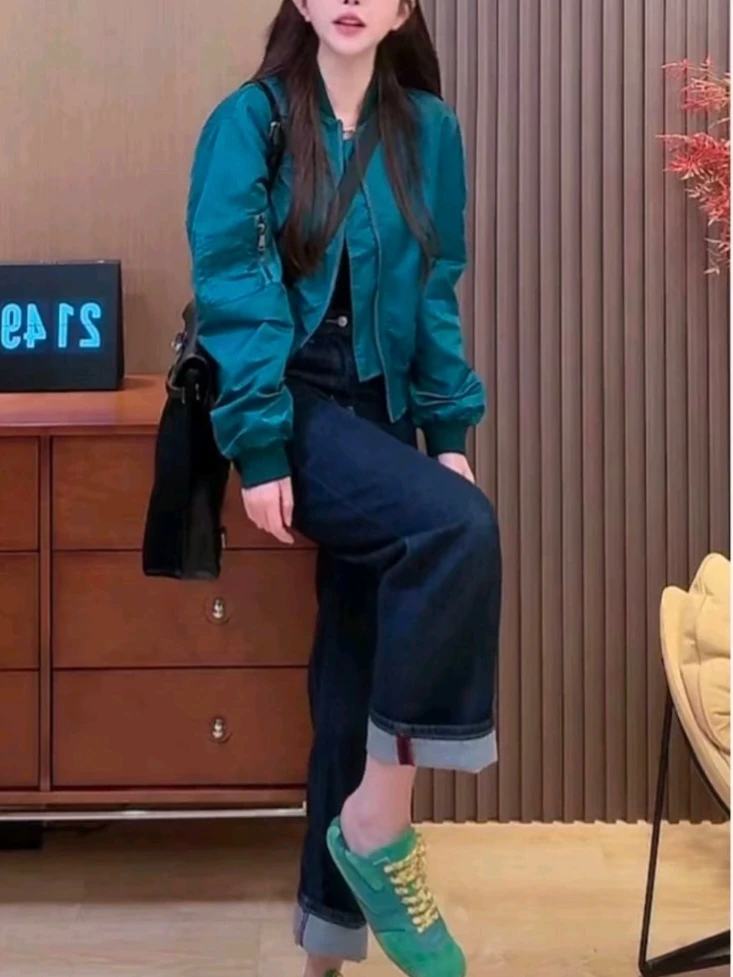 2025秋季新款休闲棒球服女装韩版飞行服短外套九分牛仔裤显瘦穿搭