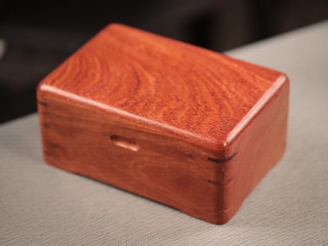 缅甸花梨【首饰盒】尺寸：17x11.5x7.5cm