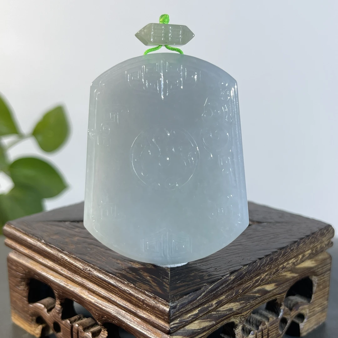 JYB30-50  天然缅甸翡翠A货 仿古牌