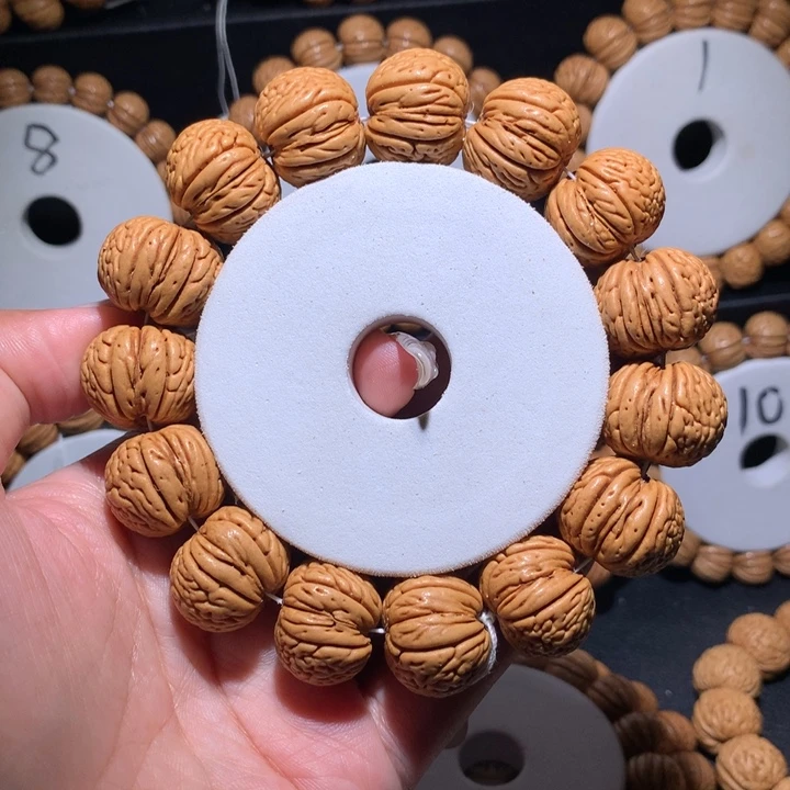 桃核手串老树白月光