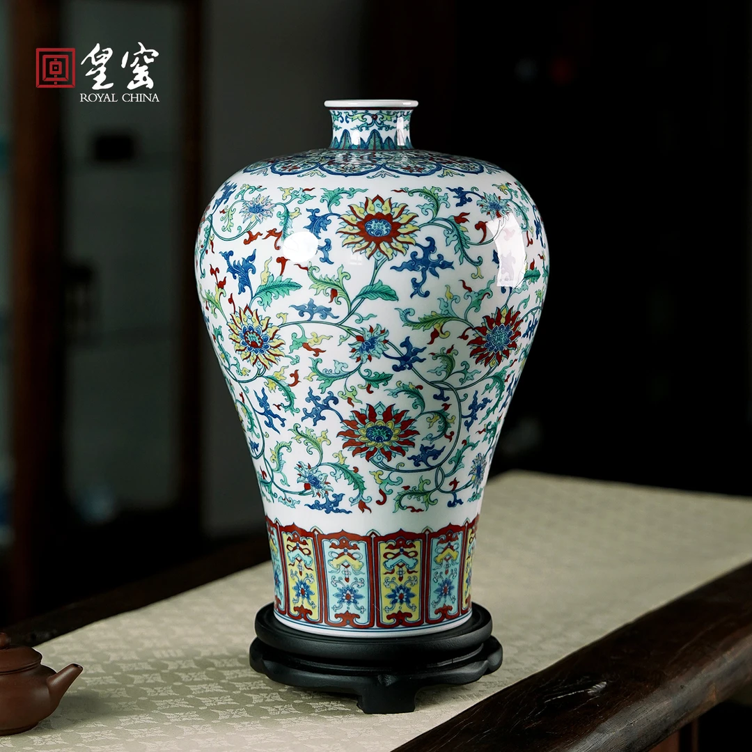 皇窑花瓶景德镇陶瓷摆件新中式复古仿古斗彩缠枝莲纹梅瓶客厅瓷器