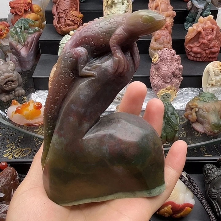 石英质玉未镶嵌摆件